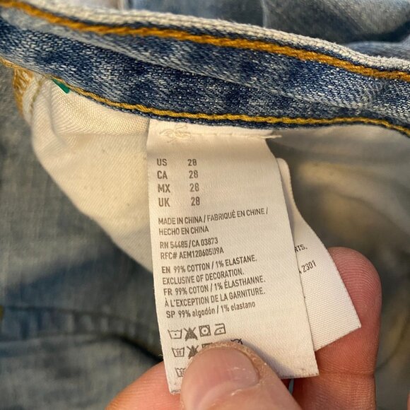 American Eagle Womans Shorts Size 28 Core Flex Distressed Denim Destroyed - Picture 3 of 13